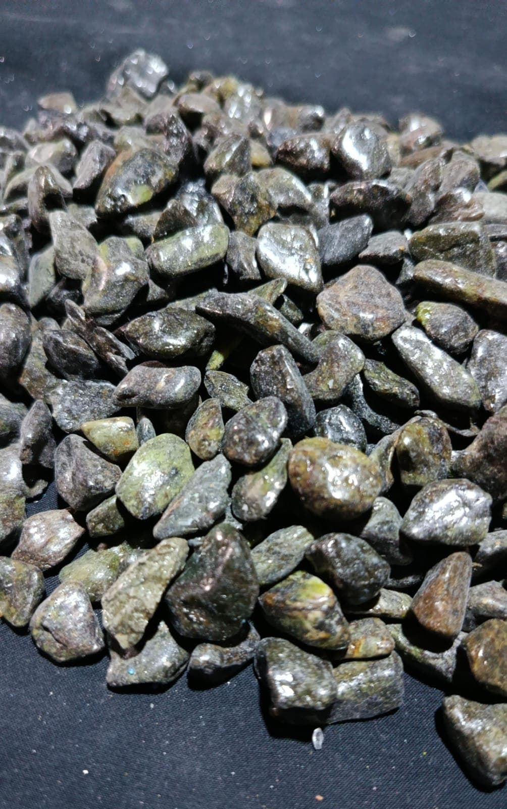 عبوة ريزن من احجار طبيعيه